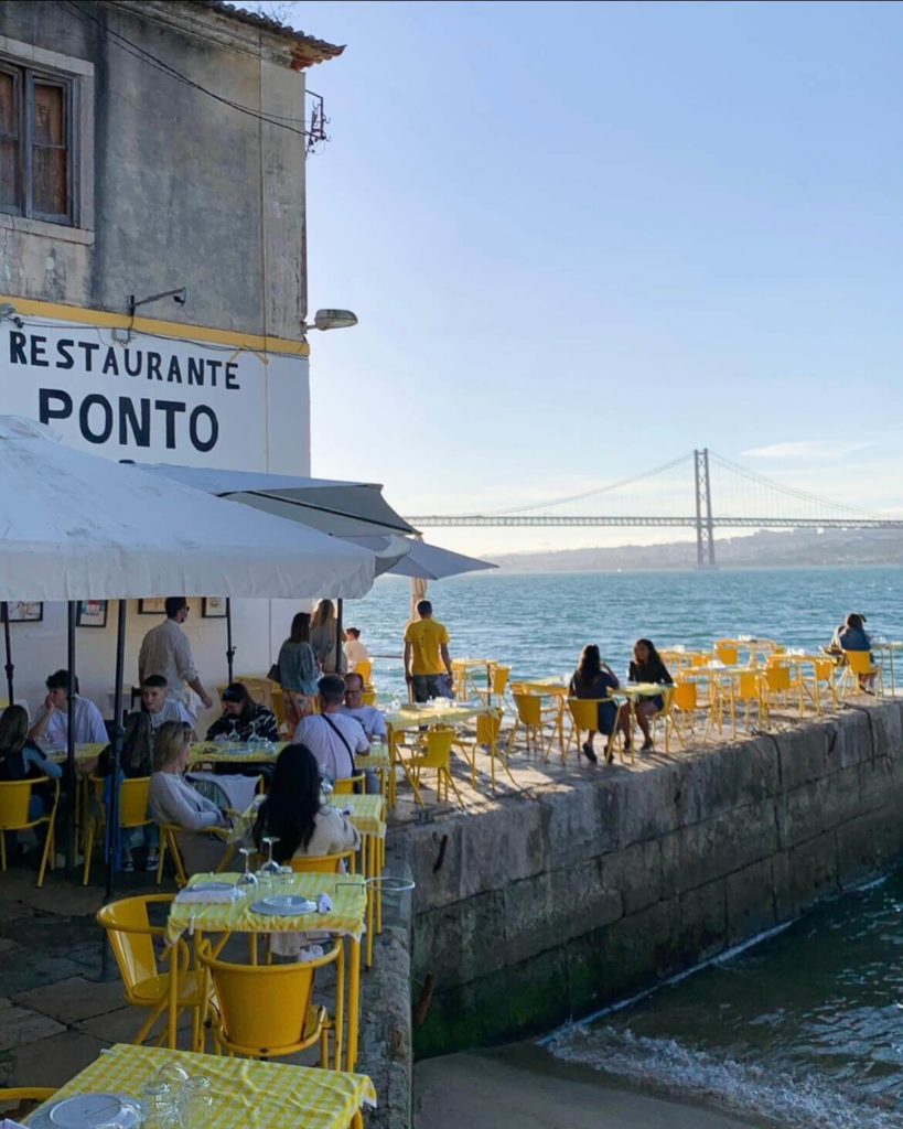Lisbon restaurant Ponto Final